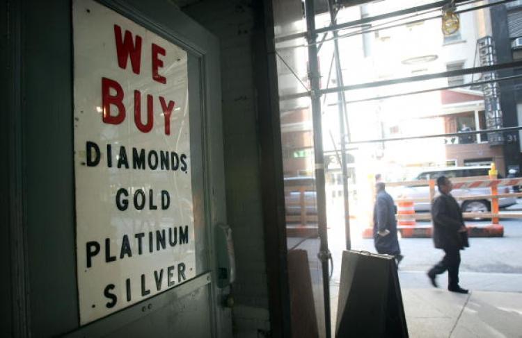A sign outside a jewelry store in New York's Diamond District on March 6, 2007. (Mario Tama/Getty Images)