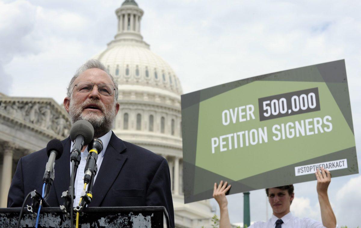Ben & Jerry's co-founder Jerry Greenfield speaks at a news conference about mandatory GMO labeling in the United States, on Capitol Hill in Washington on July 10, 2014. (Susan Walsh/AP Photo)