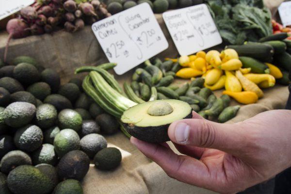 Avocados at a farmers' market in California, in this file photo. (Joshua Philipp/The Epoch Times)