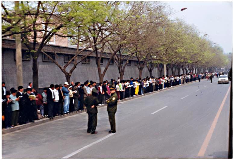 Falun Gong practitioners peacefully appeal for fair treatment, on Fuyou Street in Beijing on April 25, 1999. The event was propagandized by the Chinese Communist Party and used as an excuse to launch a brutal persecution campaign that continues today. (Minghui.org)