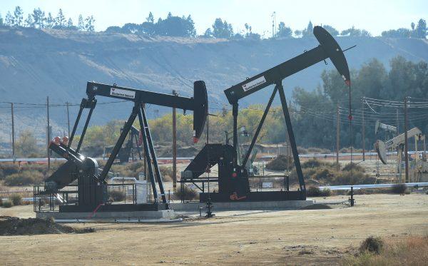 Oil derricks at the Chevron Oil Field in Bakersfield, Calif., on Nov. 21, 2016. (Frederic J. Brown/AFP/Getty Images)