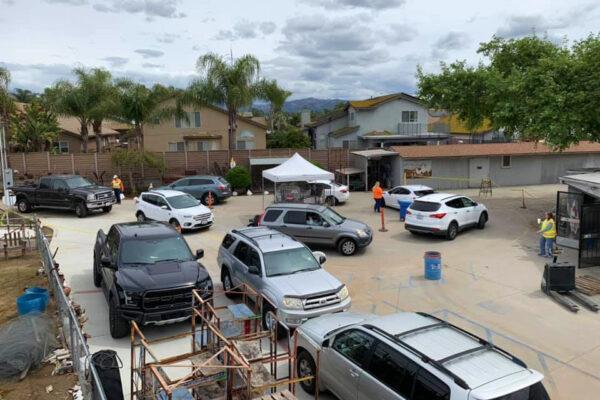 Customers circle their cars to purchase drive-through eggs at Hilliker's Ranch Fresh Eggs in San Diego, Calif. (Courtesy of Frank Hilliker)