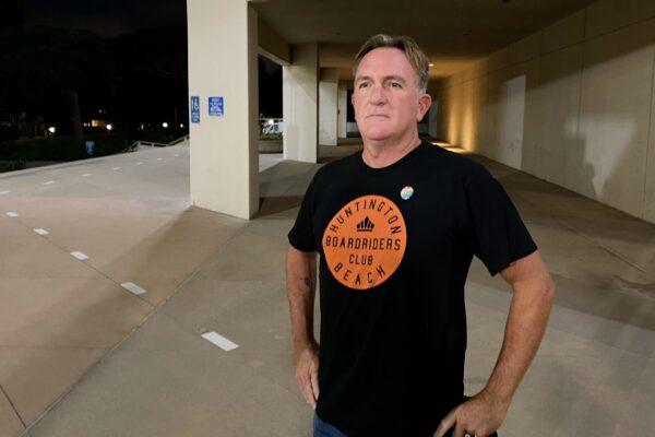 Eric Silkenson in Huntington Beach, Calif., on Nov. 2, 2020. (Jack Bradley/The Epoch Times)