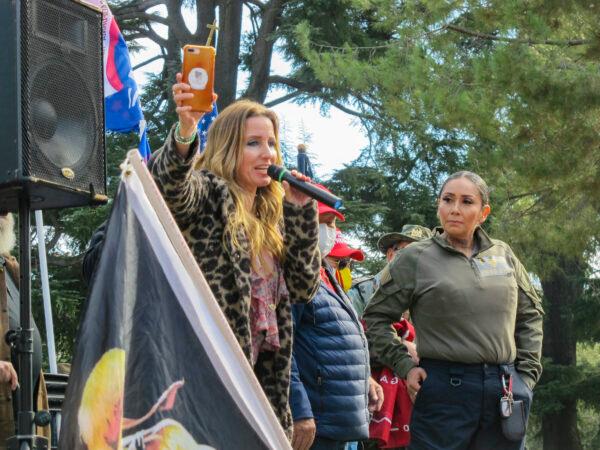 Tara Thornton (L) and Denise Aguilar (R), co-founders of Freedom Angels Foundation, organized the “Stop the Steal” rally at California’s State Capitol in Sacramento on Nov. 14, 2020. (Ilene Eng/The Epoch Times)