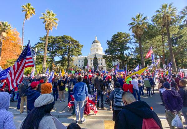 A crowd gathers at the State Capitol in Sacramento, Calif., to protest lockdowns and alleged election fraud on Nov. 28, 2020. (Ilene Eng/The Epoch Times)