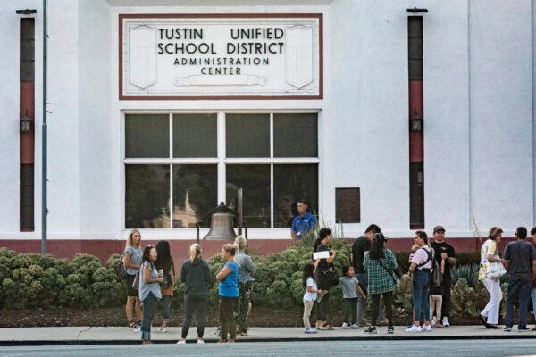 Parents and students gather at the Tustin Unified School District Board of Education in Tustin, Calif., on Aug. 23, 2021. (John Fredricks/The Epoch Times)