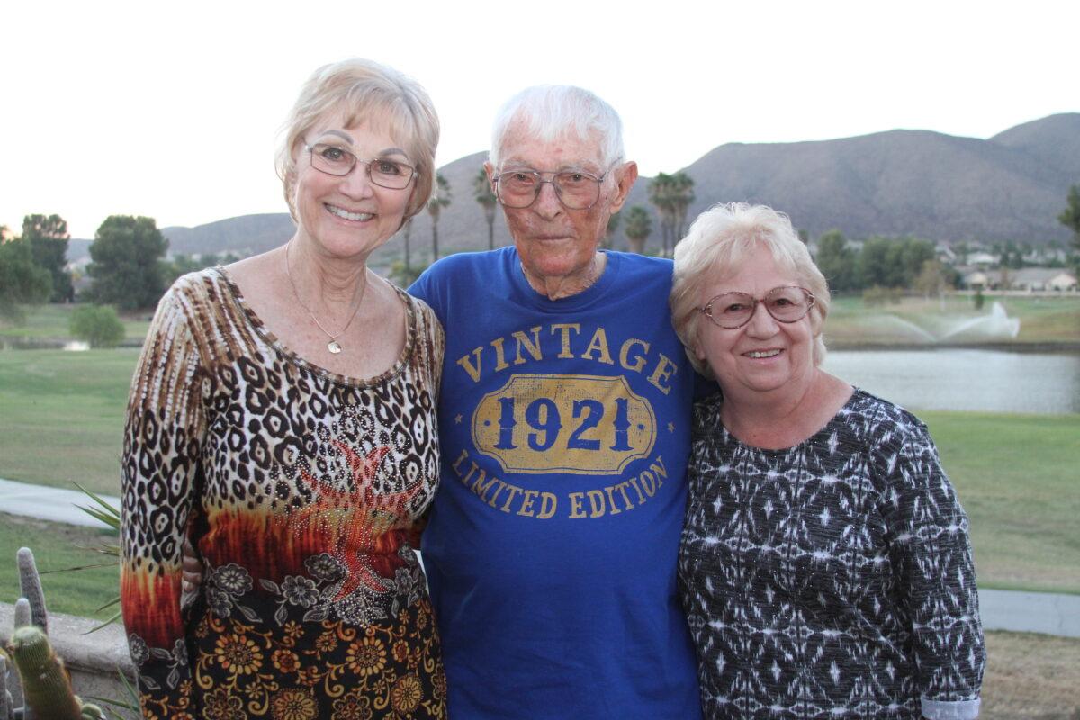(L-R) Kathy Parks, Ed Reeder, and Lil Johnson in Menifee, Calif., on Sept. 5, 2021. (Brad Jones/The Epoch Times)