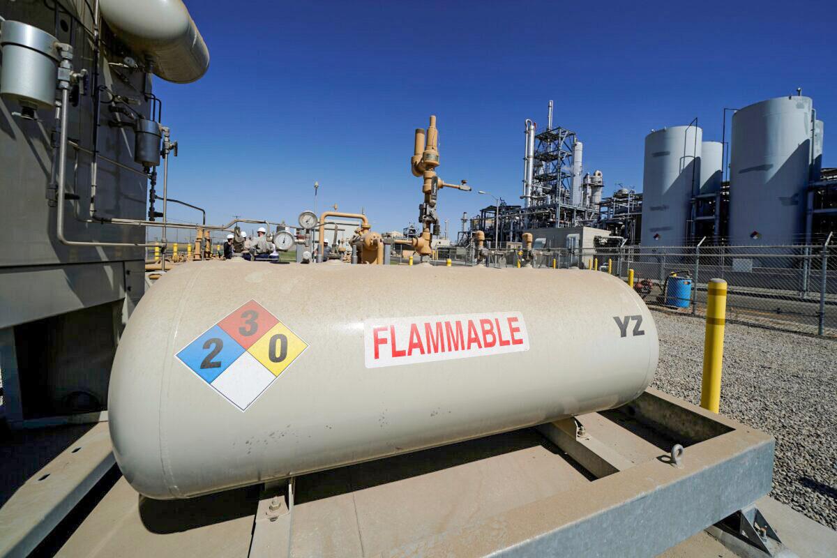 Natural gas is transferred into the SoCalGas system after being collected and purified at a Calgren collection facility in Pixley, Calif., on Oct. 2, 2019. (Mike Blake/Reuters)