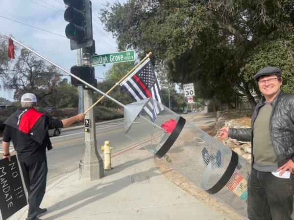 About 20 employees at the Jet Propulsion Laboratory (JPL), a NASA field center, protested the federal COVID-19 vaccine mandate in Pasadena, Calif., on Nov. 1, 2021. (Alice Sun/The Epoch Times)