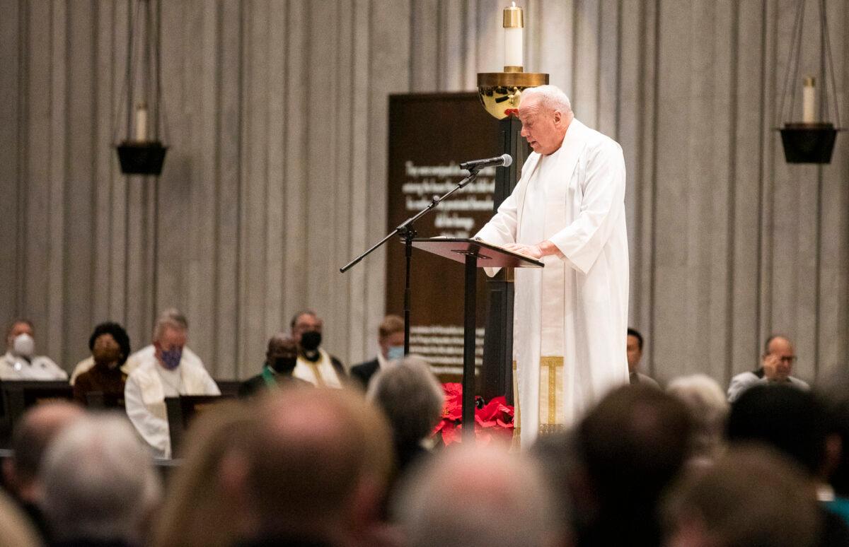 Christopher Smith, episcopal vicar and rector of Christ Cathedral, speaks to churchgoers attending a homeless persons inter-religious prayer memorial service in Garden Grove, Calif., on Dec. 21, 2021.