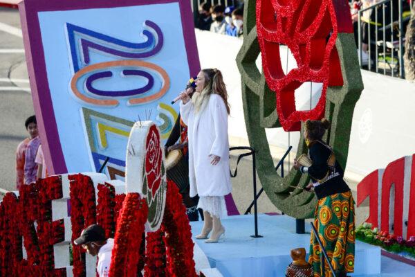 LeAnn Rimes performs at the 133rd Rose Parade Presented By Honda Pasadena, Calif., on January 1, 2022. (Jerod Harris/Getty Images)