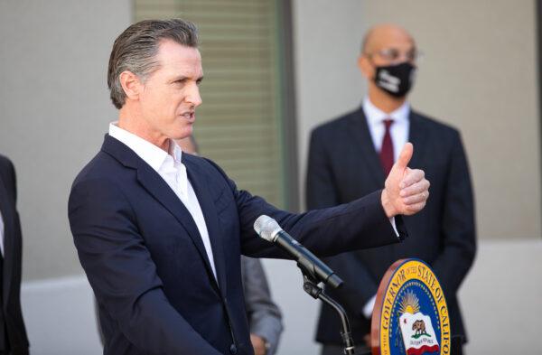 California Governor Gavin Newsom speaks in Los Angeles on Nov. 10, 2021. (John Fredricks/The Epoch Times)