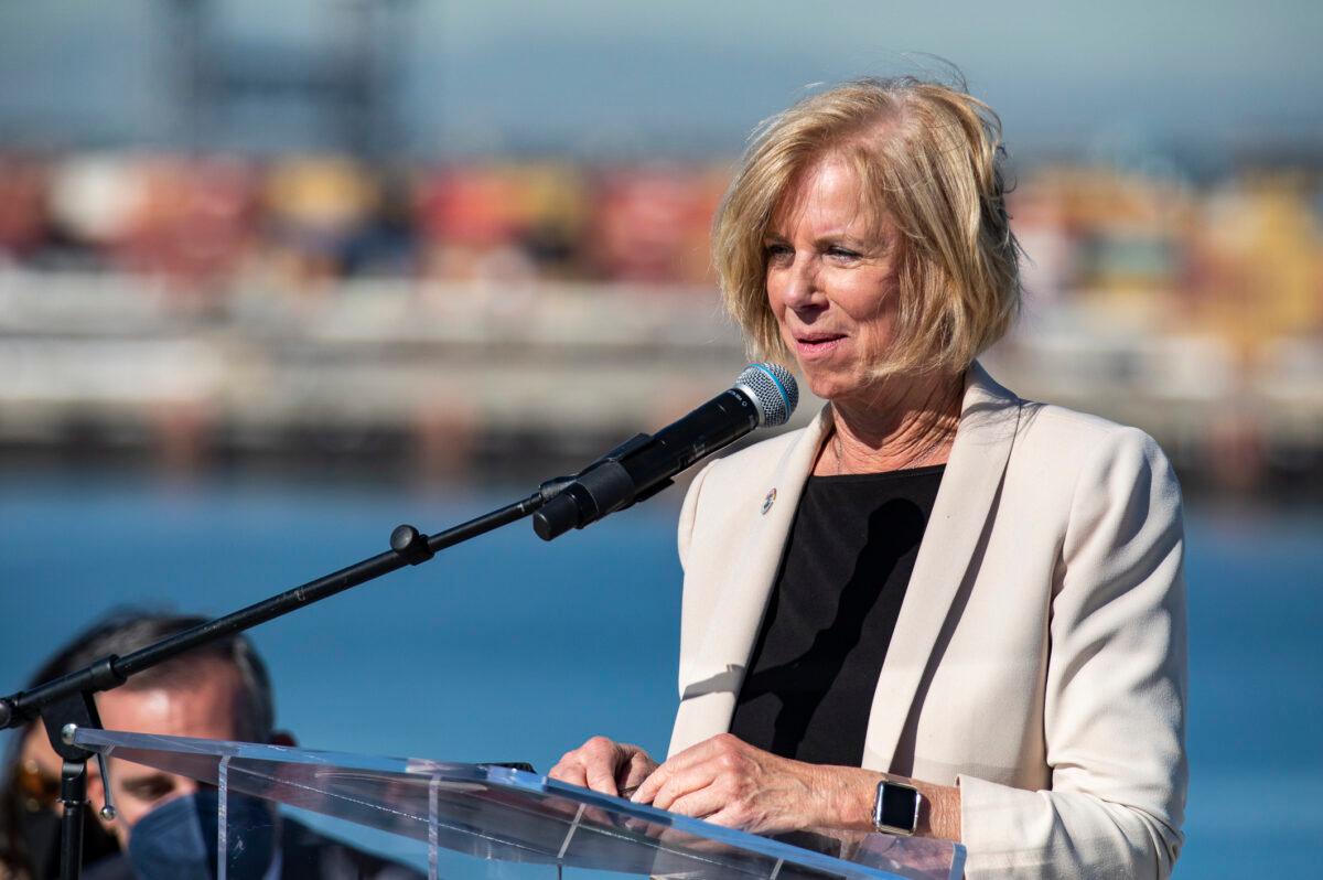 L.A. County Supervisor Janice Hahn speaks at the Port of Long Beach on Jan. 11, 2022. Hahn wrote the proposed ordinance that would ban federal agents from wearing masks. (John Fredricks/The Epoch Times)
