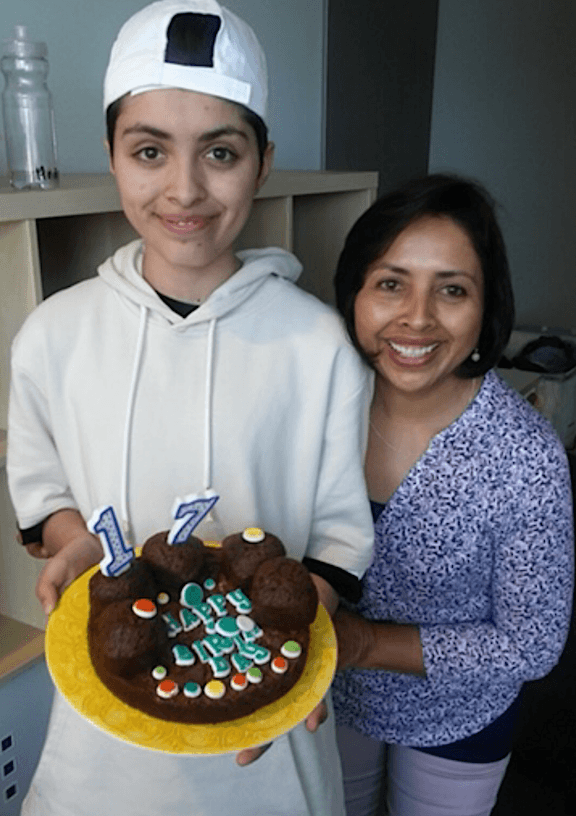 Yaeli Martinez (L) and her mother Abigail Martinez. (Courtesy of Abigail Martinez)