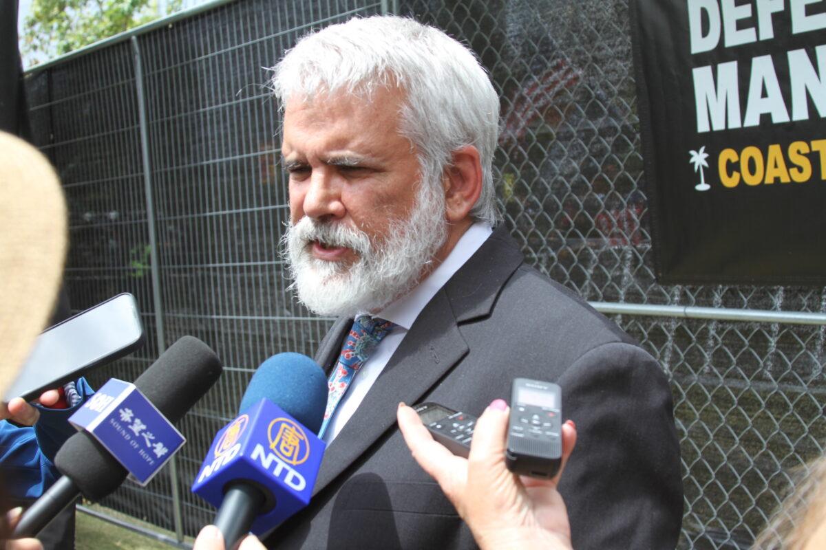Dr. Robert Malone at the "Defeat the Mandates" rally in Los Angeles on April 10, 2022. (Brad Jones/The Epoch Times)