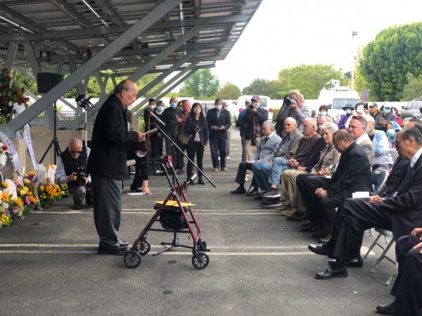 Mr. Su, a witness to the shooting, speaks to members of the Taiwanese community to mourn and honor the victims of a mass shooting at the Presbyterian Church in Laguna Woods, Calif., on May 21, 2022. (Brandon Drey/The Epoch Times)
