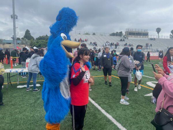 Nearly 2,000 people attend Garden Grove Unified School District’s 51st “Special Games” Olympic-style competitions at Bolsa Grande High School in Garden Grove, Calif., on May 20, 2022. (Carol Cassis/The Epoch Times)