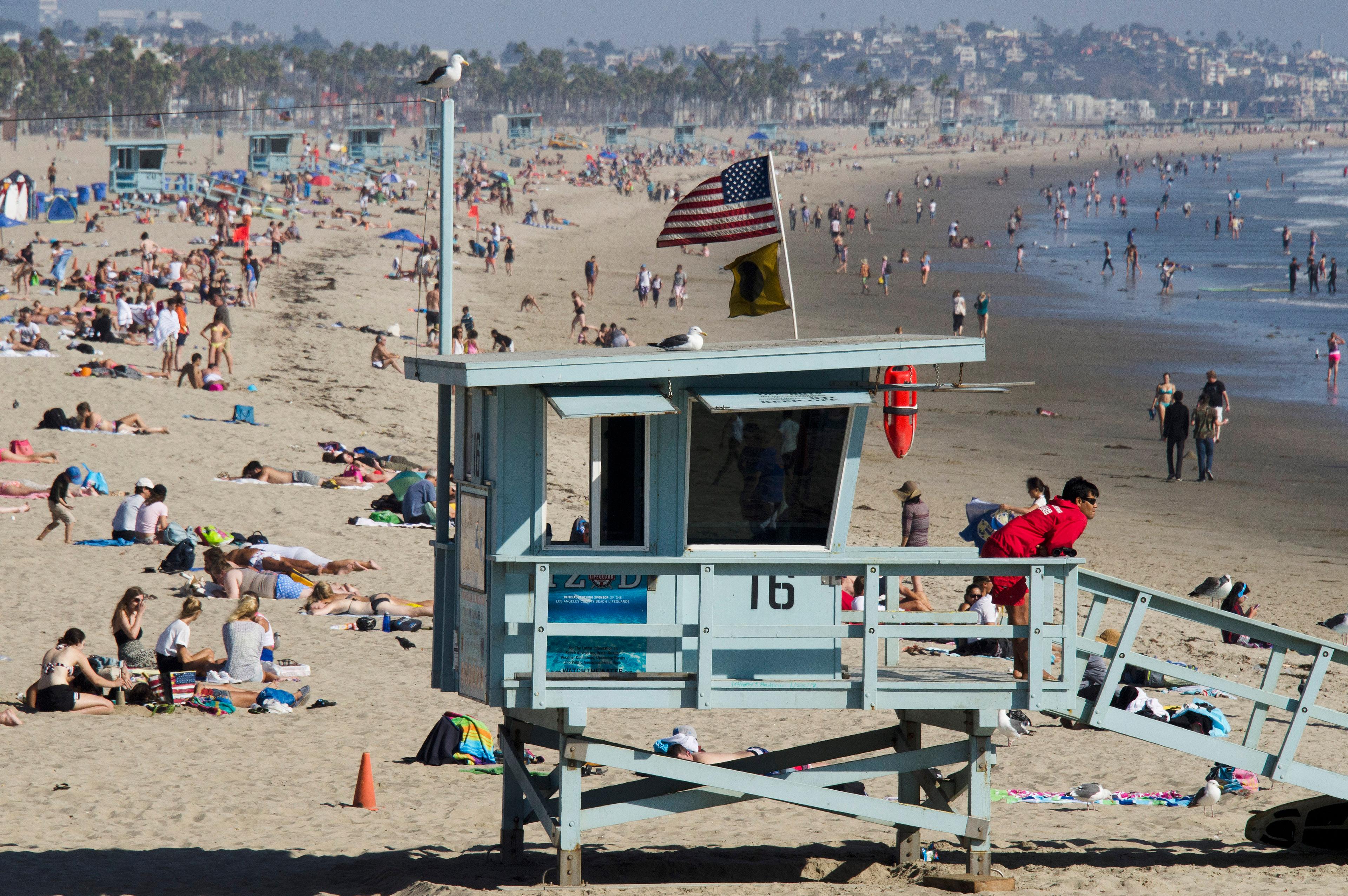 LA County Warns Beachgoers the Water Is Not Fine