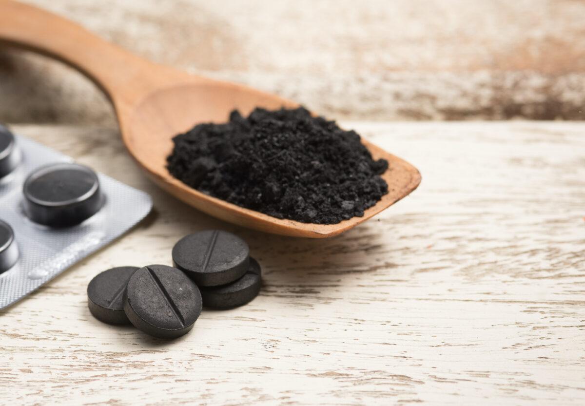 Activated charcoal. (showcake/Shutterstock)
