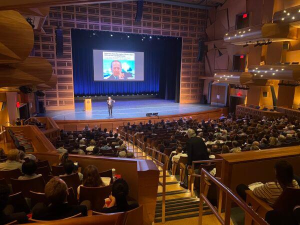 Jim Doti, president emeritus of Chapman University speaks at the Economic Forecast Update 2022 in Orange, Calif., on June 23, 2022. (Zach Li/The Epoch Times)