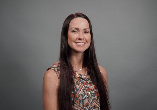 Danielle Mills, a Newport Mesa Unified School District Area 2 candidate, in Irvine, Calif., on Sept. 22, 2022. (Sophie Li/The Epoch Times)