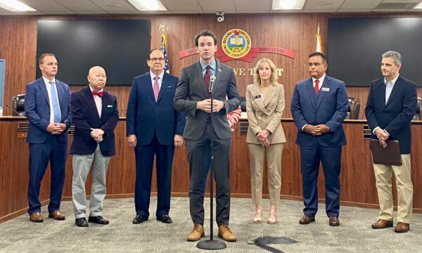 California Assemblyman Kevin Kiley speaks at a charter school forum hosted by the Orange County Board of Education in Costa Mesa, Calif., on Sept. 20, 2022. (Micaela Ricaforte/The Epoch Times)