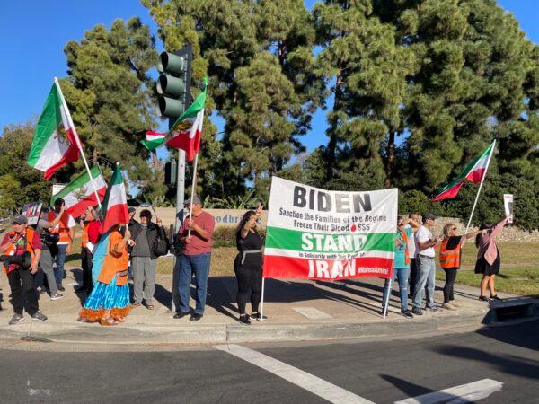 Hundreds join a protest against the Islamic regime of Iran in Irvine, Calif., on Nov. 20, 2022. (Sophie Li/The Epoch Times)