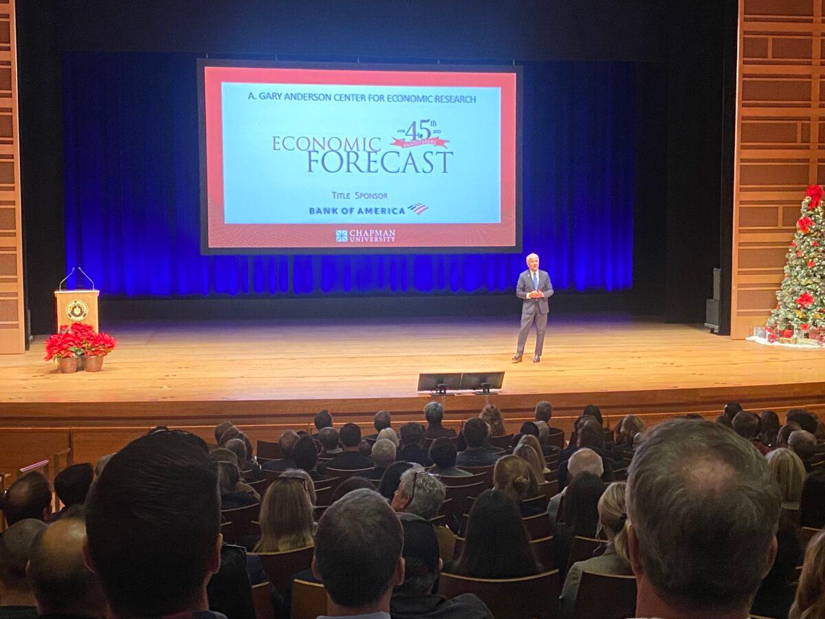 Jim Doti presents Chapman University's economic forecast in Orange, Calif., on Dec. 13, 2022. (Jill McLaughlin/The Epoch Times)