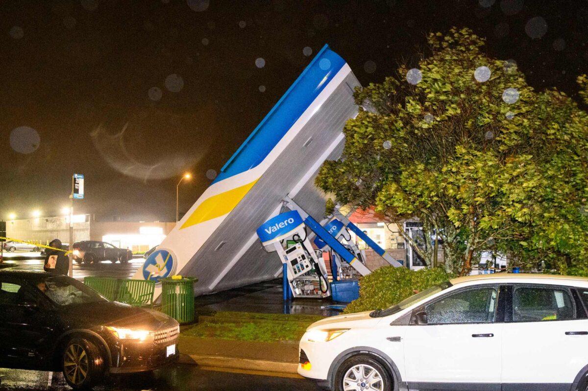 A damaged Valero gas station creaks in the wind during a massive "bomb cyclone" rain storm in South San Francisco, Calif., on Jan. 4, 2023. (Josh Edelson/AFP/Getty Images)