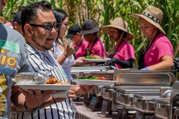 Easter Hilltop Picnic at Tanaka Farms in Irvine, Calif. (Courtesy of Tanaka Farms)