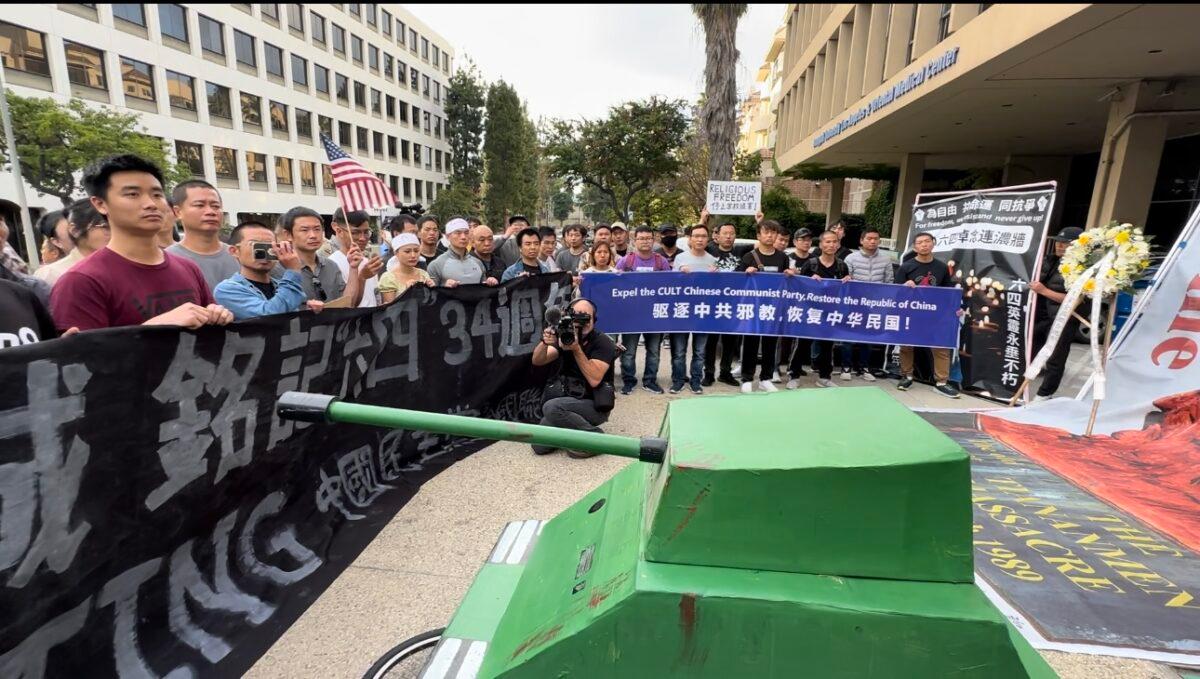 Around 300–400 people participate in an event in front of the Chinese consulate in Los Angeles commemorating victims of the Tiananmen Square Massacre. (Courtesy of Jie Lijian)