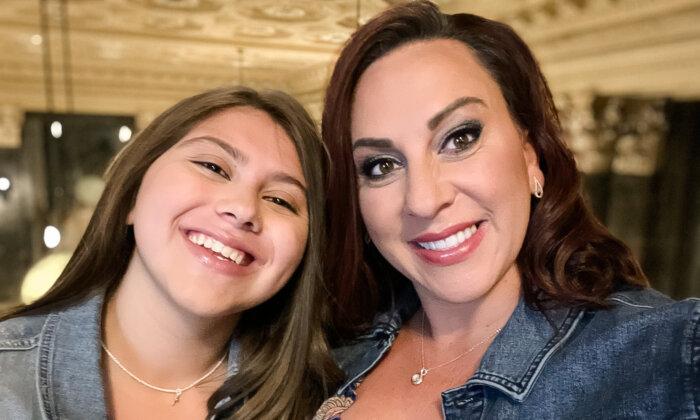 Jessica Konen (R) and her daughter, Alicia, will get a $100,000 settlement in a landmark case against Spreckels Union School District in Salinas, Calif. (Courtesy of Jessica Konen)