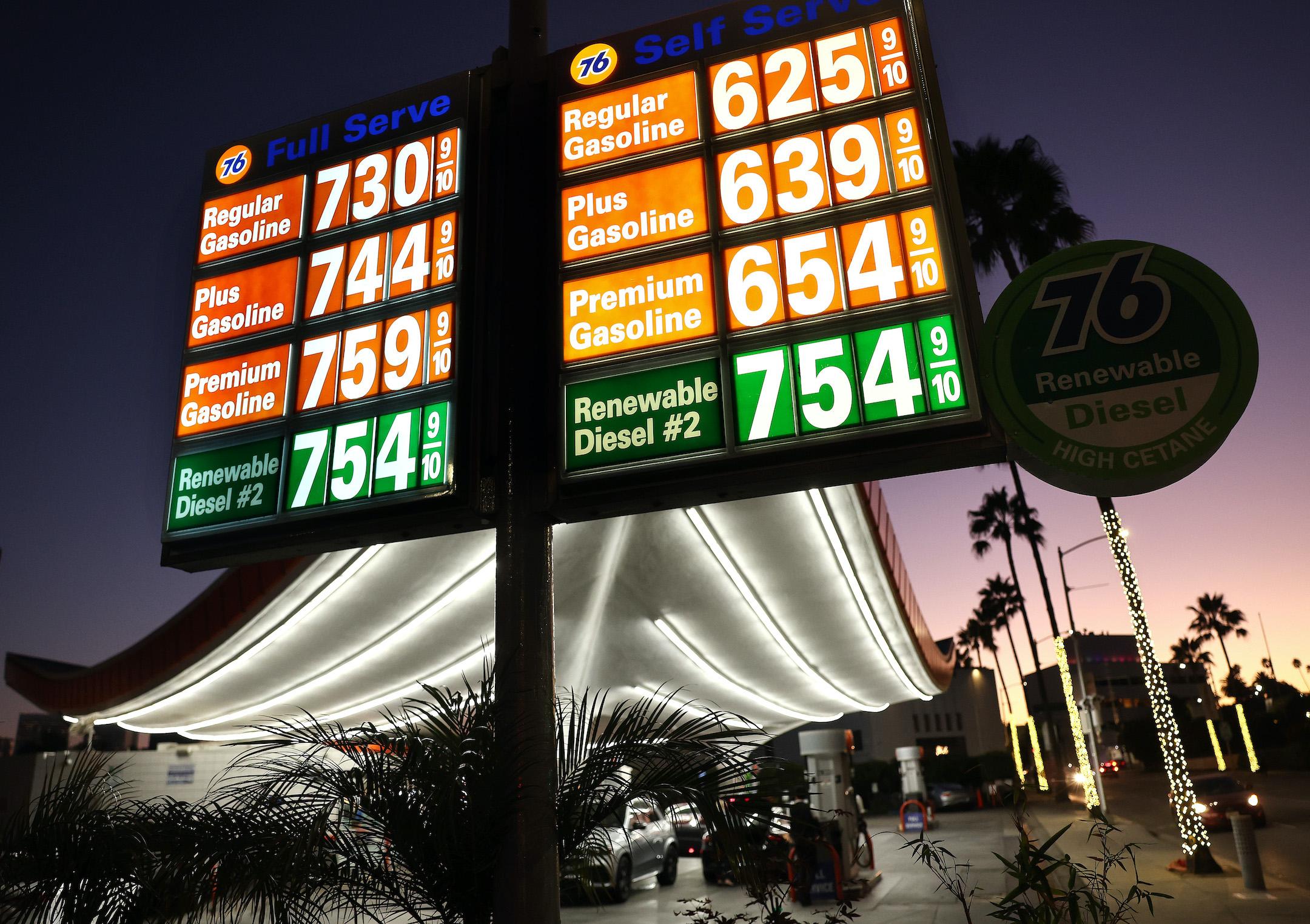 New California Oil Price Czar Reports Market Fluctuations Impacting Gas Price Hikes