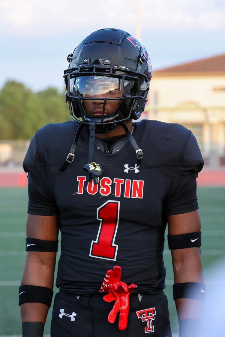 Senior defensive back Khristian Dunbar-Hawkins from Tustin High School in Orange County, California. (Courtesy of Caesar Ocular)