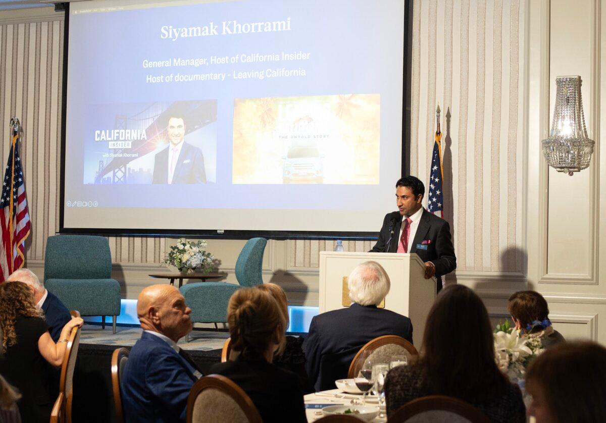 Siyamak Khorrami, general manager for The Epoch Times Southern California and host of Epoch TV’s “California Insider,” speaks at The Epoch Times 2023 Annual Gala, held in Newport Beach, Calif., on Oct. 28, 2023. (Oksana Khan/The Epoch Times)