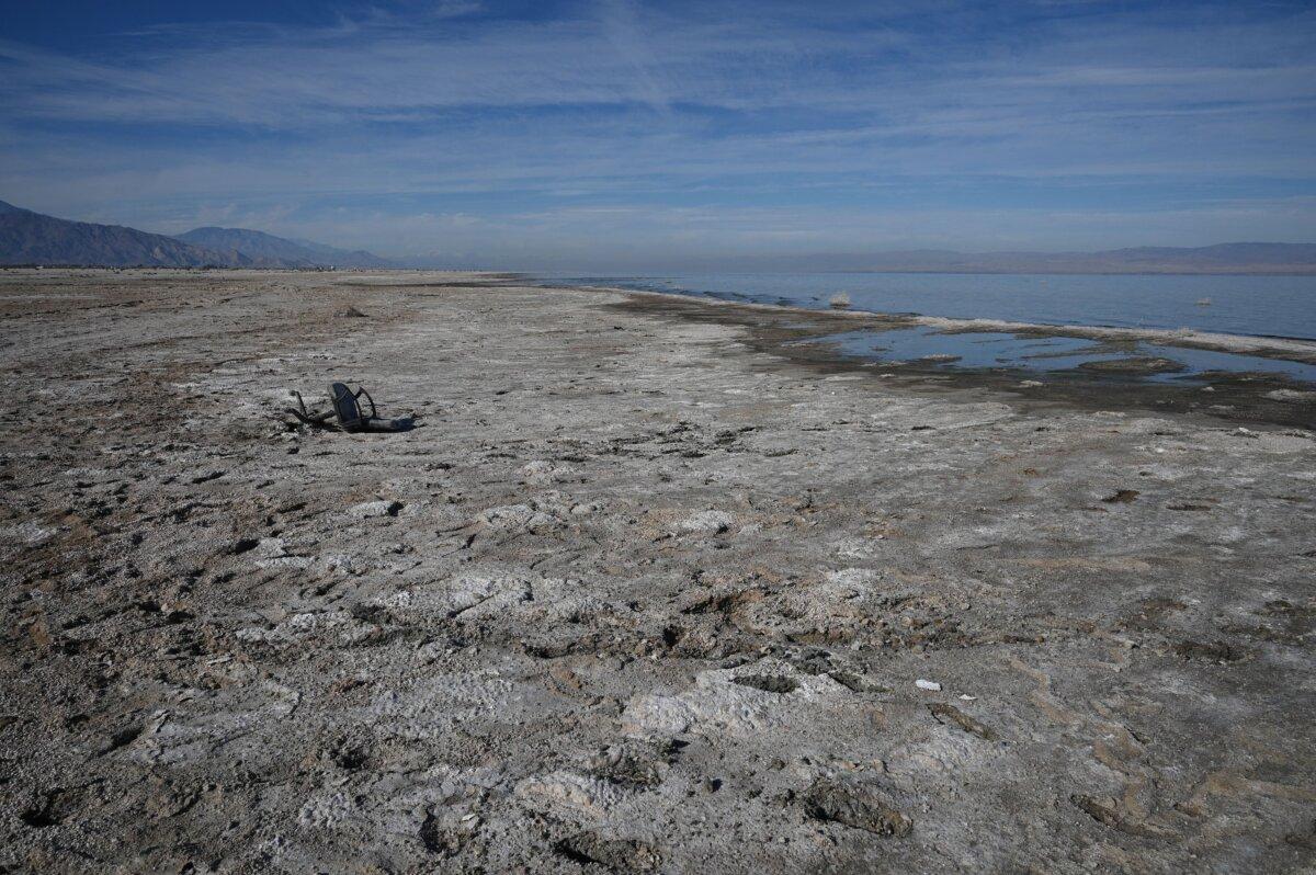 The coast of the Salton Sea is seen in Salton City, Calif., on Dec. 16, 2021. (Robyn Beck/AFP via Getty Images)