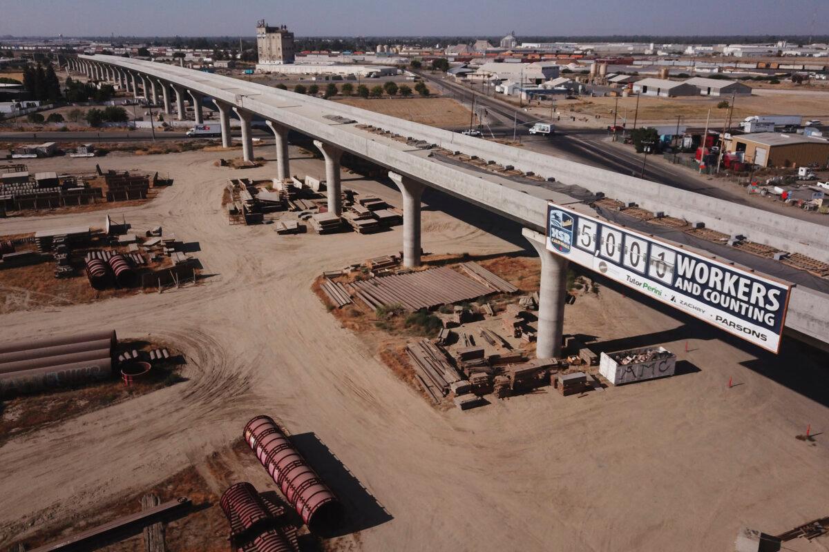 An aerial image of construction of a high-speed rail project through the Central Valley in Fresno, Calif., on Aug. 26, 2021. (Patrick T. Fallon/AFP via Getty Images)