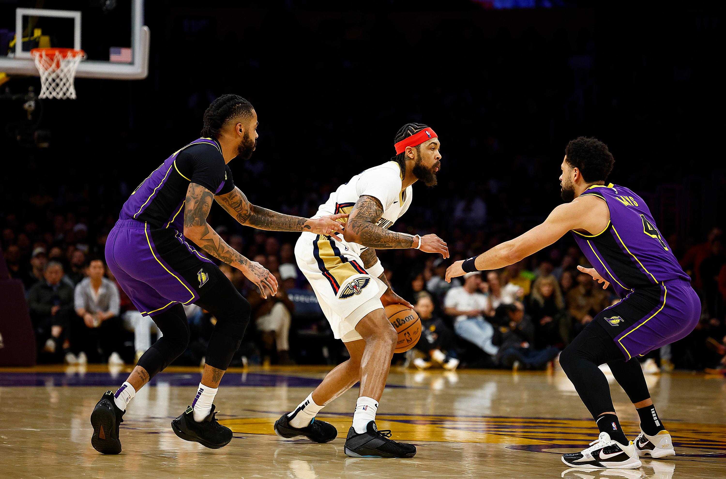 Lakers Score 87 Points in a Spectacular First Half and Roll to a 139–122 Victory Over Pelicans