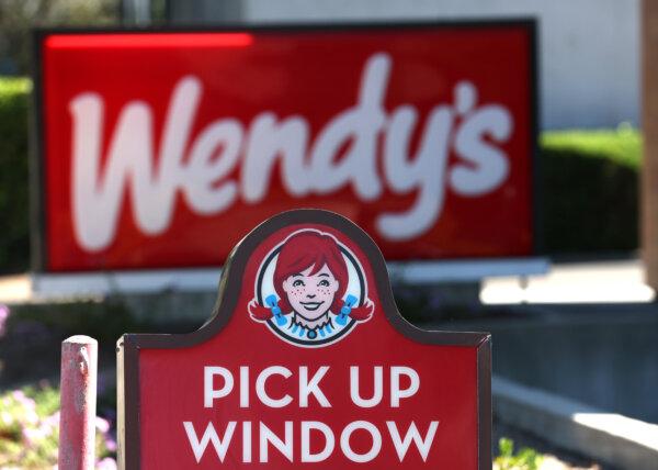 A sign is posted in front of a Wendy's restaurant in Petaluma, Calif., on Aug. 10, 2022. (Justin Sullivan/Getty Images)