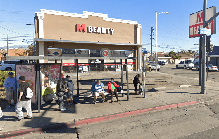 Beauty Store Employee in Need of Heart Transplant After Brutal Attack by 4 Shoplifters