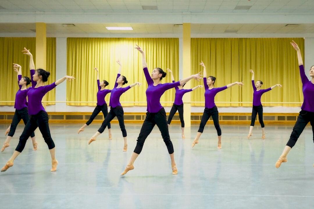 Shen Yun dancers rehearse a classical Chinese dance routine at their facility in Orange County, N.Y., in this file photo. (Courtesy of Shen Yun Performing Arts)