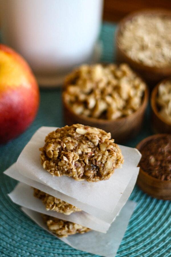 Prebiotics—apples, nuts, seeds, and oatmeal—in the cookies feed the gut's good bacteria. (Courtesy of Donna Schwenk)