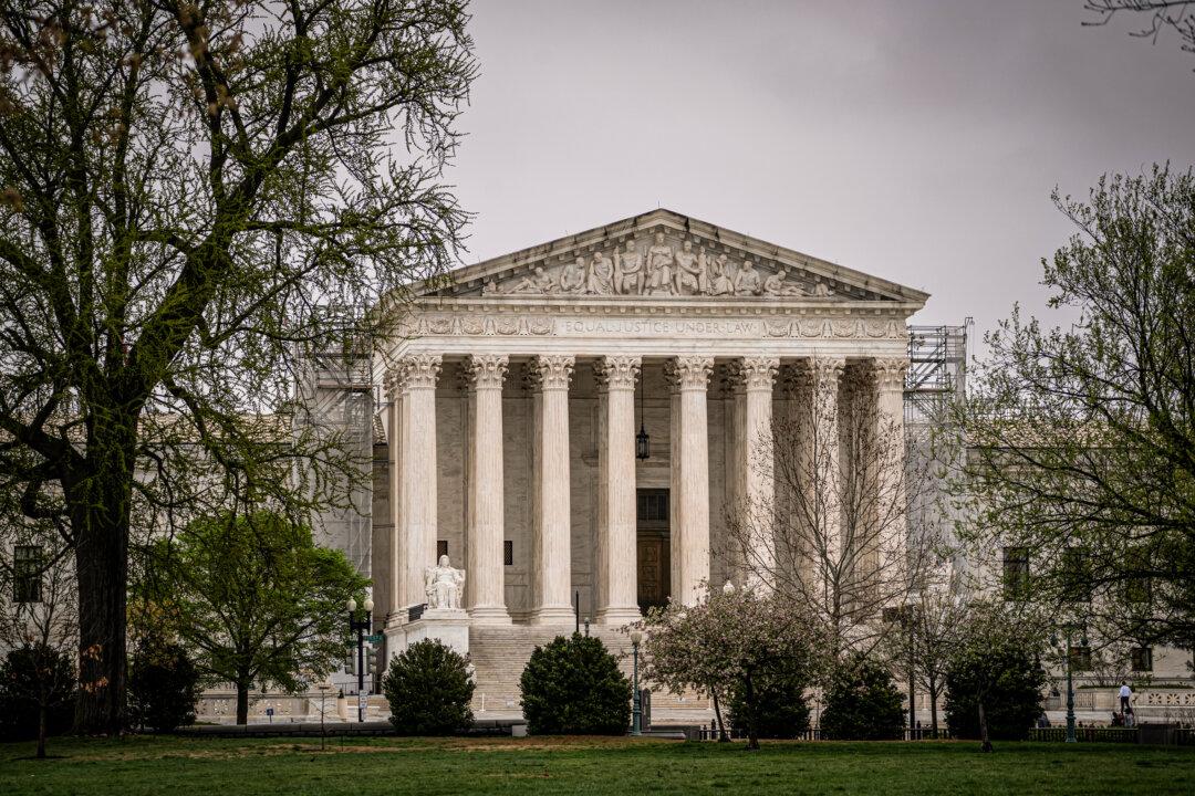 The Supreme Court in Washington on April 2, 2024. (Madalina Vasiliu/The Epoch Times)