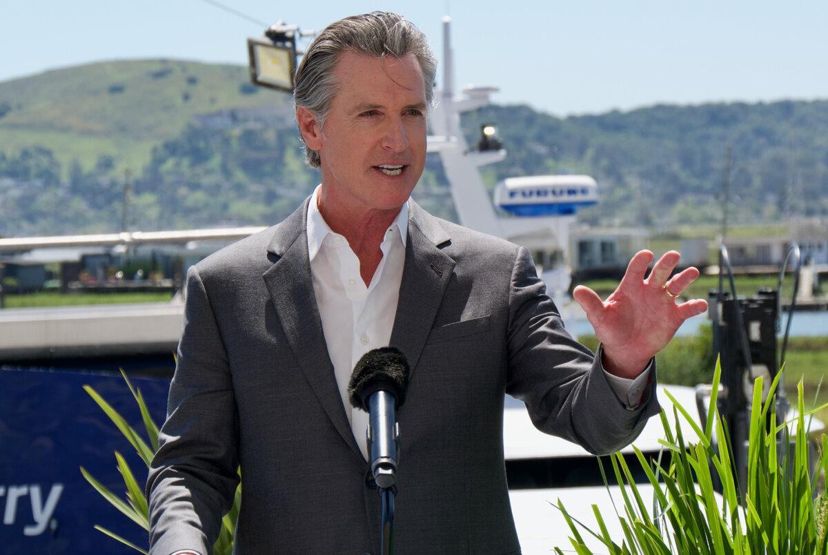 California Governor Gavin Newsom meets with delegates from Norway on April 17, 2024. (Travis Gillmore/The Epoch Times)