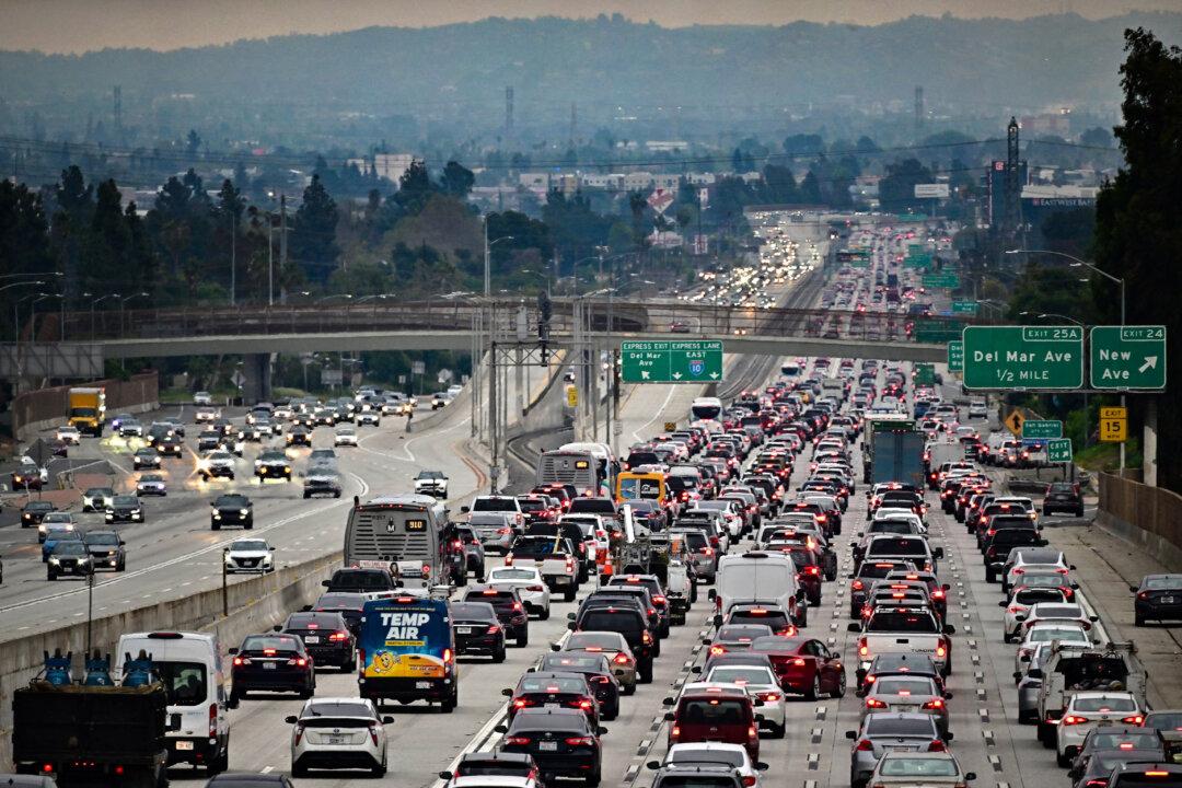 California Bill Would Require Cars to Beep When the Driver Is Speeding