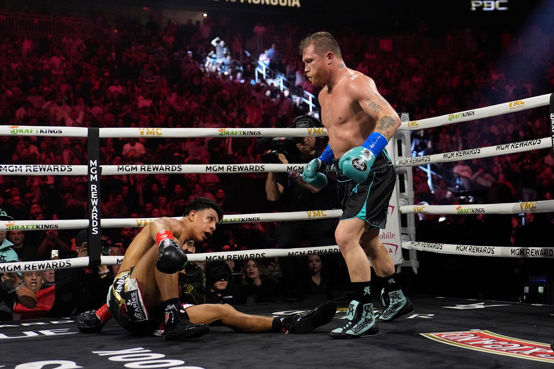 Canelo Alvarez Retains Undisputed Championship With Unanimous Decision Over Jaime Munguia