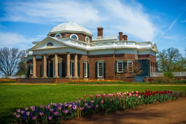Monticello, Jefferson’s Virginia estate, includes the burial site of his boyhood friend Dabney Carr. (N8Allen/Shutterstock)