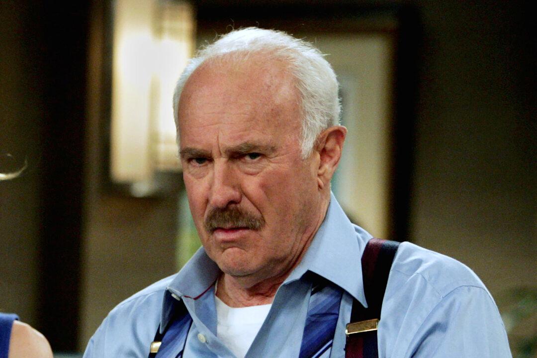 Dabney Coleman, Actor Who Specialized in Curmudgeons, Dies at 92
