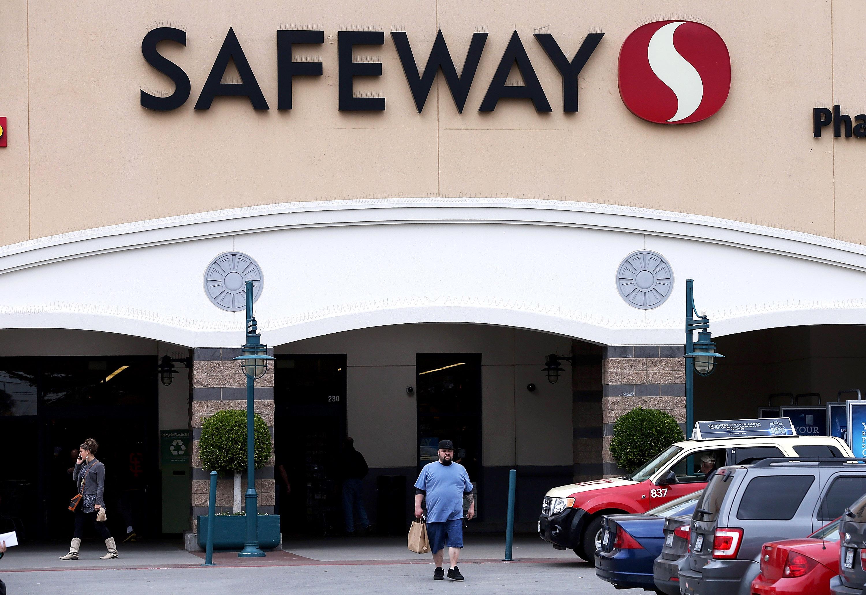 Safeway Is Closing Self Checkout Machines Across Several California Stores Amid Rising Retail Theft