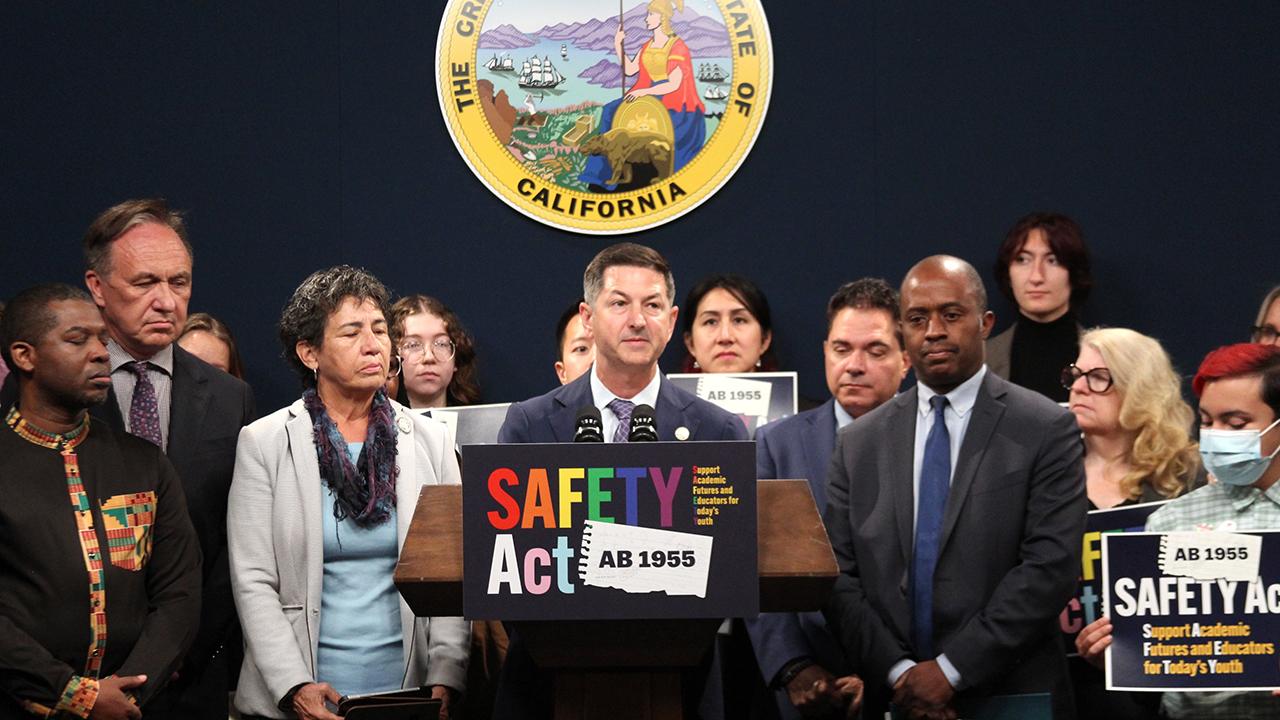 California Legislature Passes Bill to Outlaw Parental Notification Policies